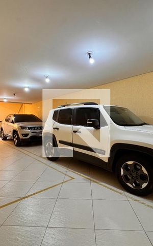 Apartamento à venda com 120m², 2 quartos e 2 vagas Apartamento à venda com 120m², 2 quartos e 2 vagasGaragem