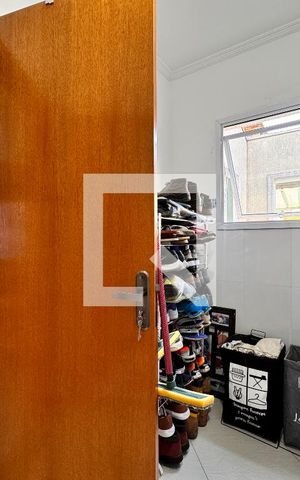Apartamento à venda com 120m², 2 quartos e 2 vagas Apartamento à venda com 120m², 2 quartos e 2 vagasLavanderia
