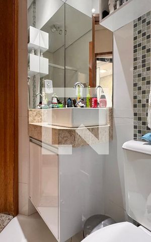 Apartamento à venda com 120m², 2 quartos e 2 vagas Apartamento à venda com 120m², 2 quartos e 2 vagasBanheiro