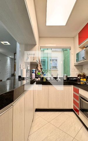 Apartamento à venda com 120m², 2 quartos e 2 vagas Apartamento à venda com 120m², 2 quartos e 2 vagasCozinha
