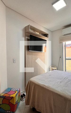 Apartamento à venda com 120m², 2 quartos e 2 vagas Apartamento à venda com 120m², 2 quartos e 2 vagasSuite