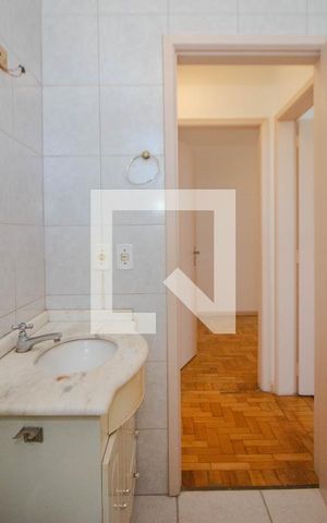 Apartamento à venda com 75m², 2 quartos e sem vaga Apartamento à venda com 75m², 2 quartos e sem vagaBanheiro