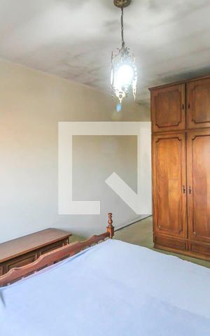 Casa à venda com 180m², 3 quartos e 2 vagas Casa à venda com 180m², 3 quartos e 2 vagasQuarto 1