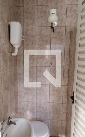 Casa à venda com 154m², 3 quartos e 2 vagasBanheiro 2
