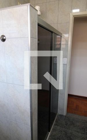 Casa à venda com 154m², 3 quartos e 2 vagasBanheiro