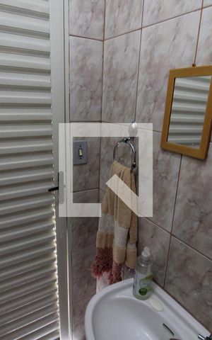 Casa à venda com 154m², 3 quartos e 2 vagasBanheiro 2