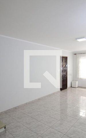 Casa à venda com 154m², 3 quartos e 2 vagasSala