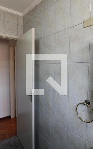 Casa à venda com 154m², 3 quartos e 2 vagasBanheiro