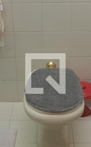 Casa à venda com 201m², 3 quartos e 2 vagasBanheiro