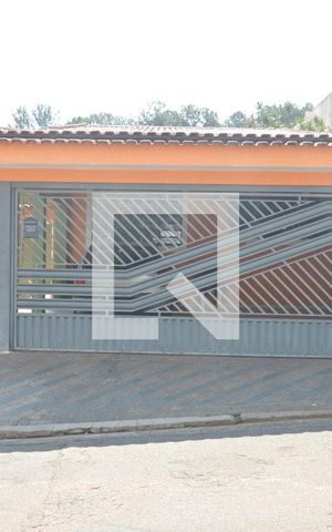 Casa à venda com 201m², 3 quartos e 2 vagasFachada