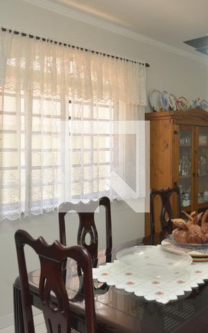 Casa à venda com 201m², 3 quartos e 2 vagasCopa