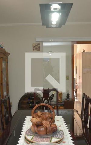 Casa à venda com 201m², 3 quartos e 2 vagasCopa