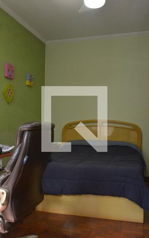 Casa à venda com 201m², 3 quartos e 2 vagasQuarto 3