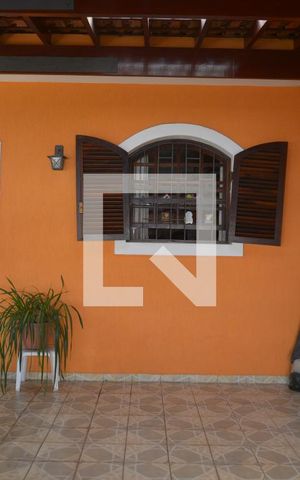 Casa à venda com 201m², 3 quartos e 2 vagasQuintal