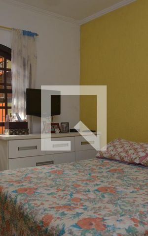 Casa à venda com 201m², 3 quartos e 2 vagasQuarto 4