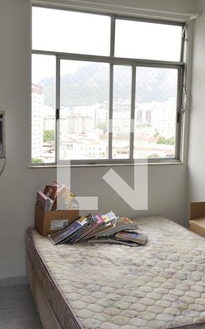Apartamento à venda com 90m², 3 quartos e 1 vagaSuíte 