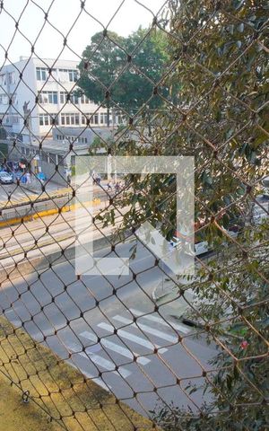 Apartamento para alugar com 100m², 4 quartos e sem vagaVaranda - Vista