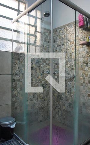 Apartamento para alugar com 100m², 4 quartos e sem vagaBanheiro Corredor