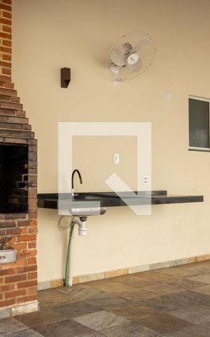 Apartamento para alugar com 44m², 2 quartos e 1 vaga Apartamento para alugar com 44m², 2 quartos e 1 vagaÁrea comum - Churrasqueira