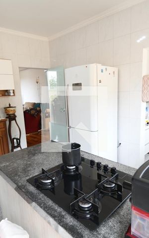 Casa à venda com 350m², 5 quartos e 4 vagasCozinha