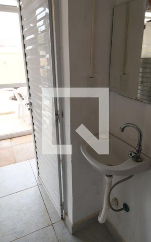Casa à venda com 350m², 5 quartos e 4 vagasBanheiro de serviço