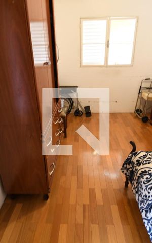 Casa à venda com 350m², 5 quartos e 4 vagasQuarto 5