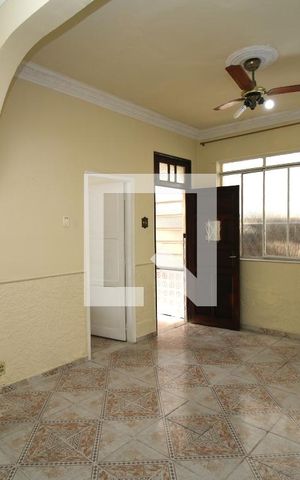 Casa à venda com 90m², 2 quartos e 1 vagaSala