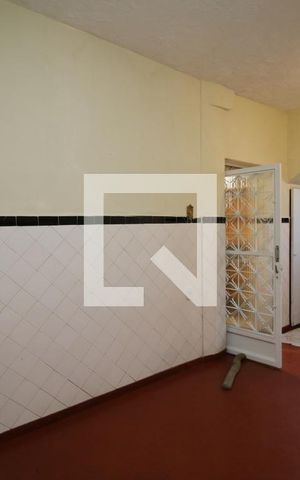 Casa à venda com 90m², 2 quartos e 1 vagaÁrea de Serviço