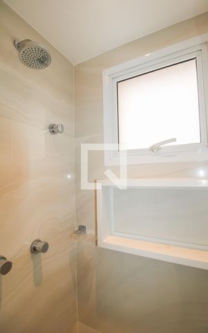 Apartamento à venda com 45m², 1 quarto e 1 vaga Apartamento à venda com 45m², 1 quarto e 1 vagaBanheiro