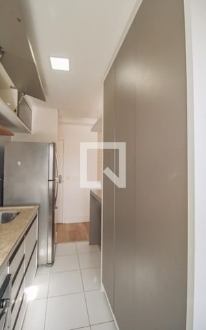 Apartamento à venda com 45m², 1 quarto e 1 vaga Apartamento à venda com 45m², 1 quarto e 1 vagaÁrea de Serviço