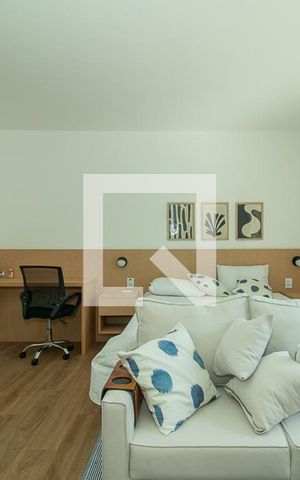Apartamento à venda com 38m², 1 quarto e sem vaga Apartamento à venda com 38m², 1 quarto e sem vagaSala / quarto