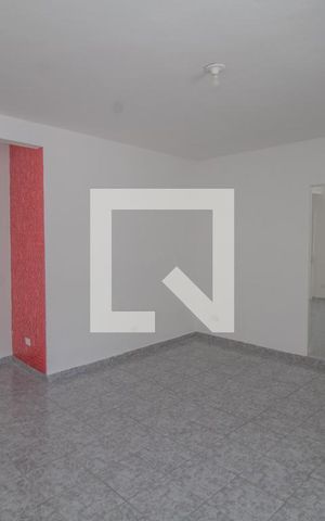 Casa para alugar com 178m², 2 quartos e 2 vagas Casa para alugar com 178m², 2 quartos e 2 vagasQuarto