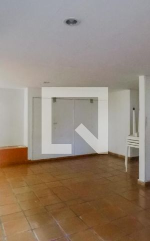 Apartamento à venda com 57m², 2 quartos e 1 vagaÁrea comum - Salão de festa