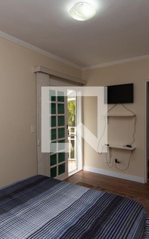 Casa de condomínio à venda com 95m², 3 quartos e 2 vagas Casa de condomínio à venda com 95m², 3 quartos e 2 vagasSuíte