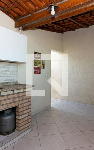 Casa à venda com 130m², 2 quartos e 2 vagas Casa à venda com 130m², 2 quartos e 2 vagasChurrasqueira