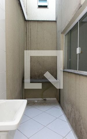 Casa à venda com 130m², 2 quartos e 2 vagas Casa à venda com 130m², 2 quartos e 2 vagasÁrea de Serviço