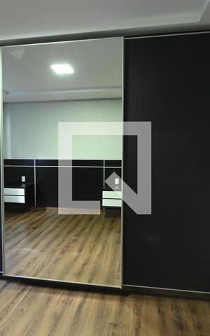 Casa à venda com 243m², 3 quartos e 4 vagas Casa à venda com 243m², 3 quartos e 4 vagasQuarto 1