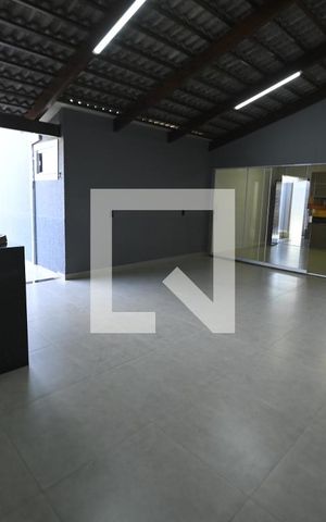 Casa à venda com 243m², 3 quartos e 4 vagas Casa à venda com 243m², 3 quartos e 4 vagasÁrea Externa