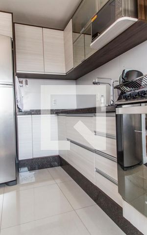 Apartamento para alugar com 57m², 2 quartos e 1 vaga Apartamento para alugar com 57m², 2 quartos e 1 vagaCozinha