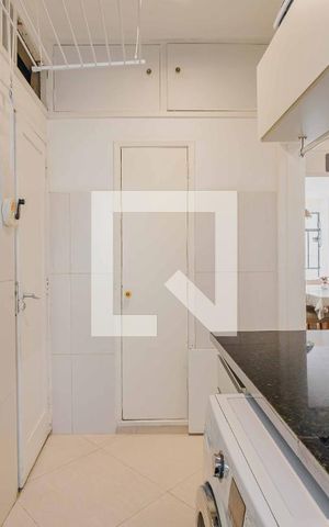 Apartamento à venda com 148m², 3 quartos e 1 vagaÁrea de Serviço
