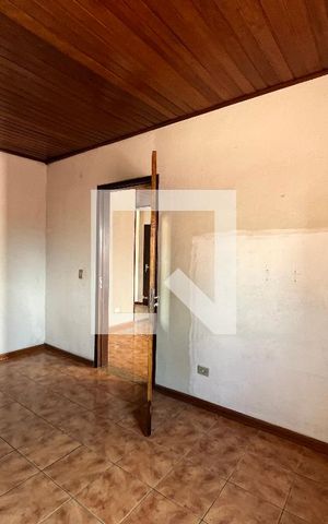 Casa à venda com 150m², 2 quartos e sem vaga Casa à venda com 150m², 2 quartos e sem vagaSuite