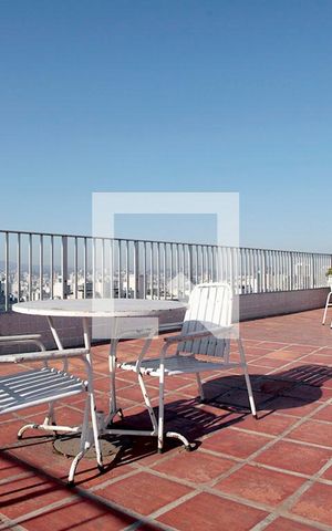 Apartamento à venda com 41m², 1 quarto e sem vagaÁrea Comum - Terraço