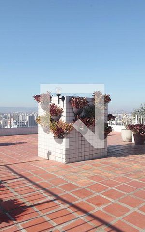 Apartamento à venda com 41m², 1 quarto e sem vagaÁrea Comum - Terraço