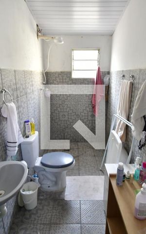 Casa à venda com 460m², 4 quartos e 4 vagasBanheiro Suíte