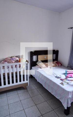 Casa à venda com 460m², 4 quartos e 4 vagasQuarto 2 - Casa 1