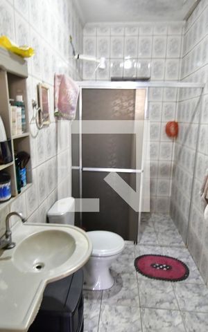 Casa à venda com 460m², 4 quartos e 4 vagasBanheiro - Casa 3