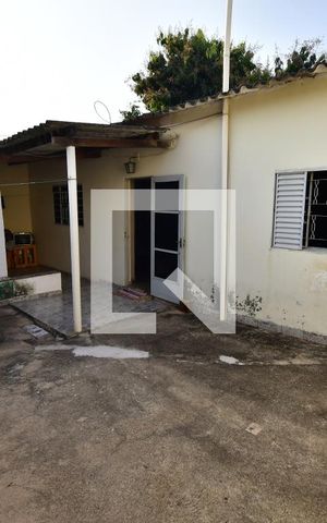Casa à venda com 460m², 4 quartos e 4 vagasQuintal - Casa 3