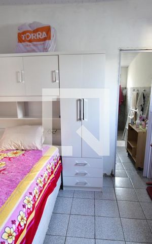 Casa à venda com 460m², 4 quartos e 4 vagasQuarto 1- Suíte Casa 1