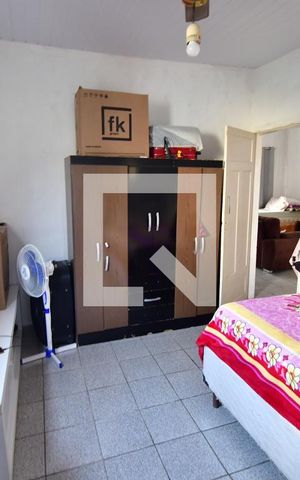 Casa à venda com 460m², 4 quartos e 4 vagasQuarto 1- Suíte Casa 1