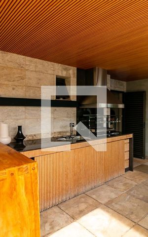 Apartamento à venda com 340m², 4 quartos e 3 vagasÁrea externa 